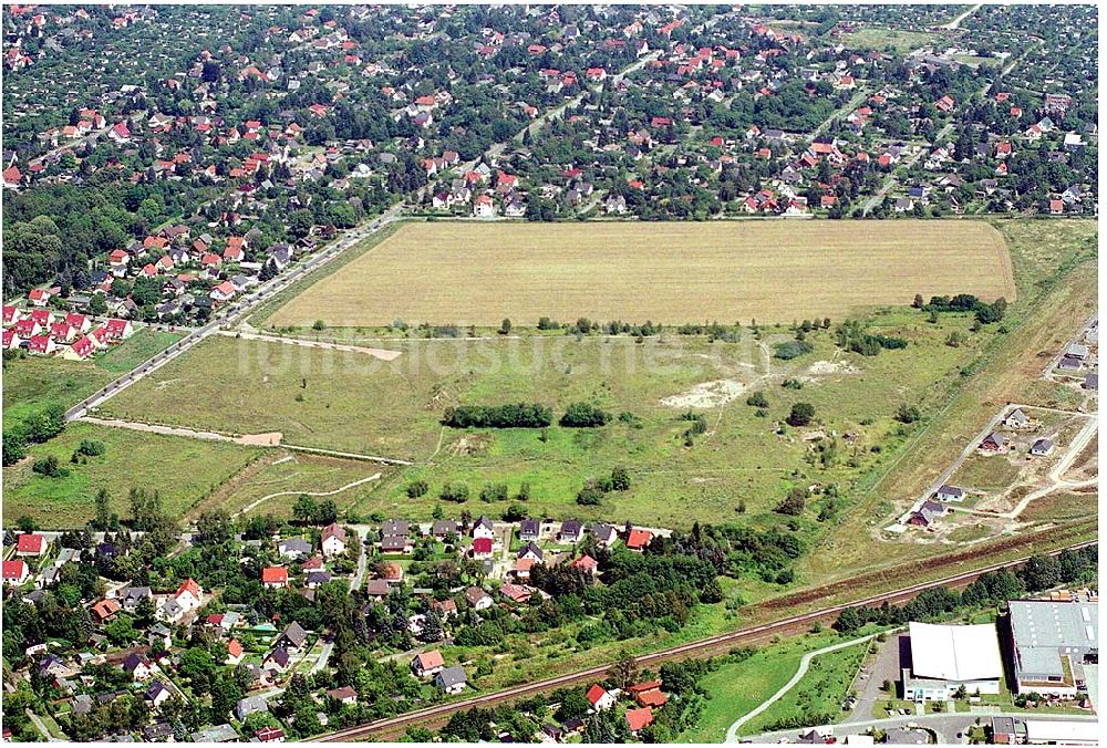 Berlin - Hellersdorf von oben - Landberger Strasse