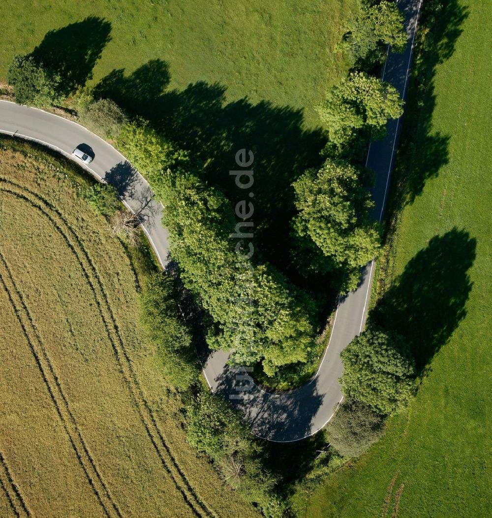 Neuenrade von oben - Landesstraße L 842 in Neuenrade im Bundesland Nordrhein-Westfalen