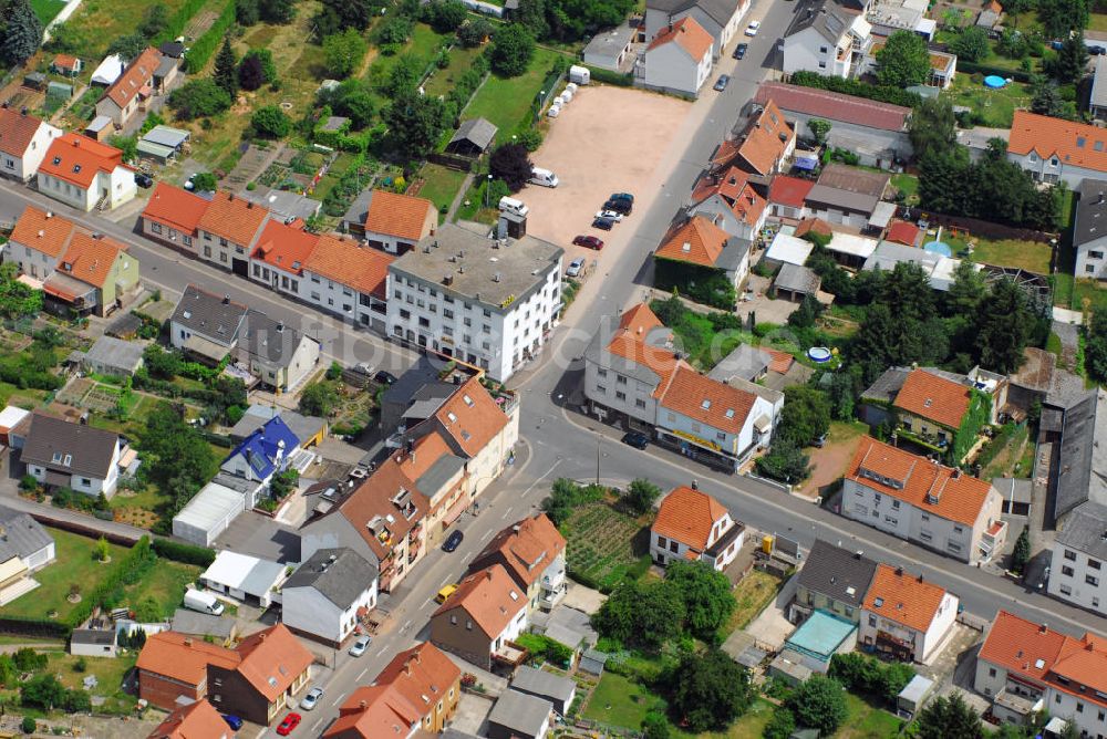 Luftaufnahme Homburg - Landhaus Roth an der Kreuzung Berliner Str./Dürerstr. in Homburg-Erbach