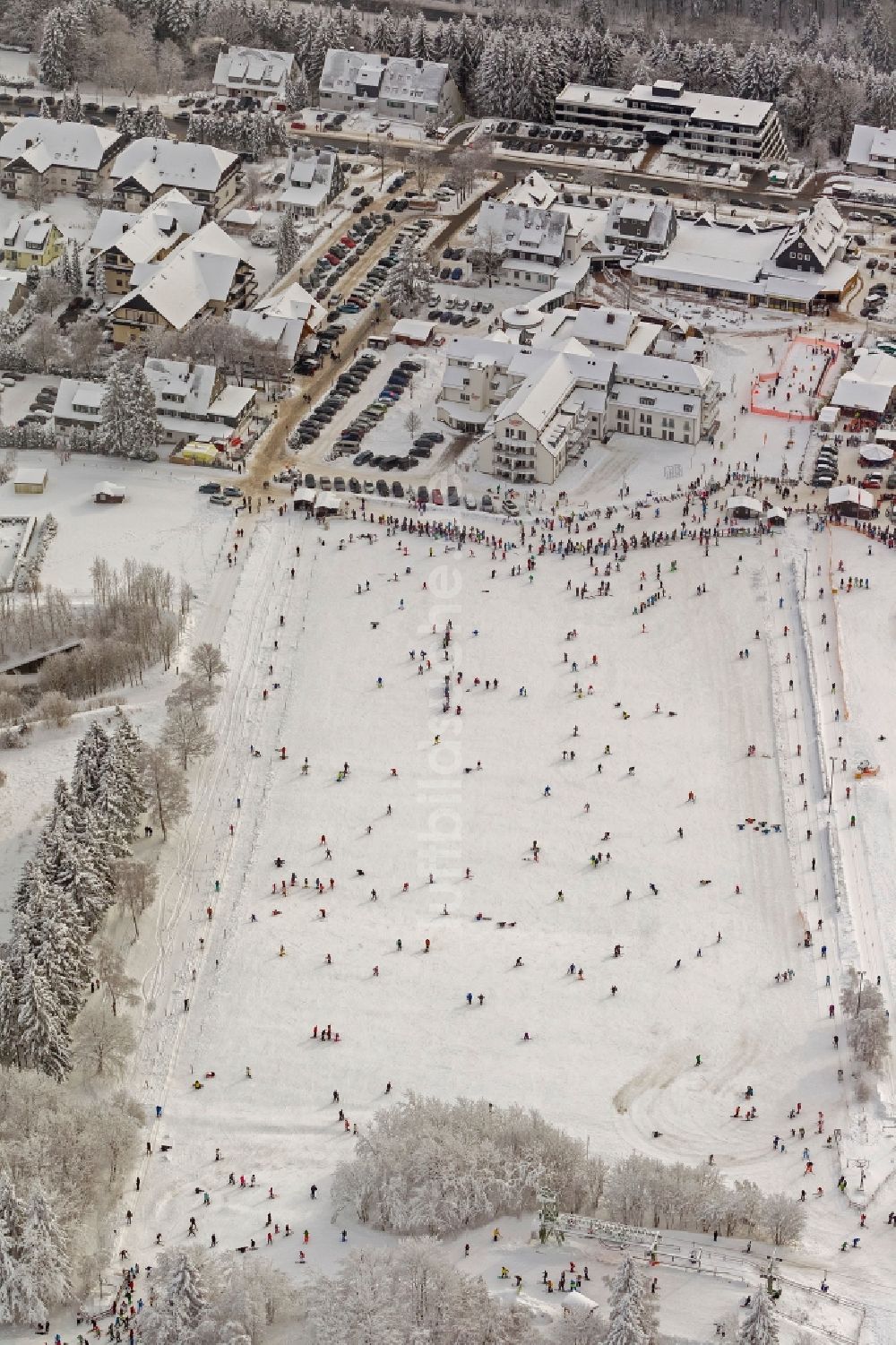 Winterberg aus der Vogelperspektive: Landschaft des Übungshanges an der St.Georg Schanze in Winterberg Mitte im Bundesland Nordrhein-Westfalen NRW