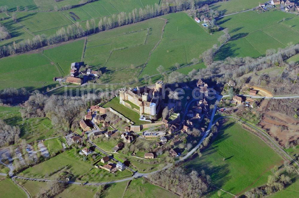 Luftaufnahme Prudhomat - Landschaft der Festung / Burg Chateau de Castelnau-Bretenouxl in Prudhomat in der Provinz Lot in Frankreich