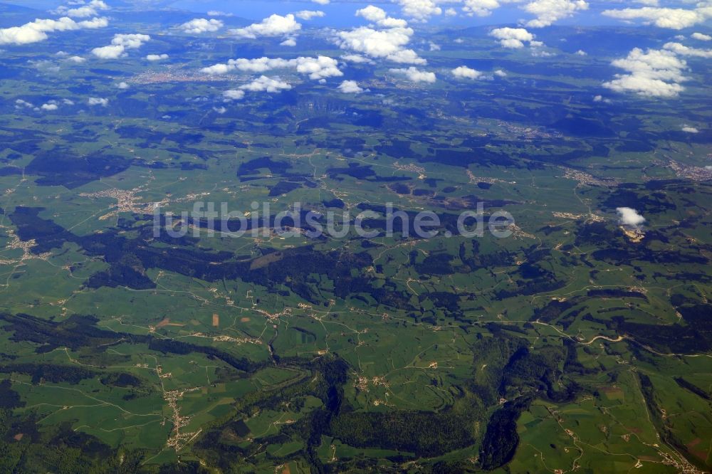 Luftaufnahme Le Russey - Landschaft im Gebirgszug des Französischen Jura bei Le Russey in Bourgogne-Franche-Comte, Frankreich