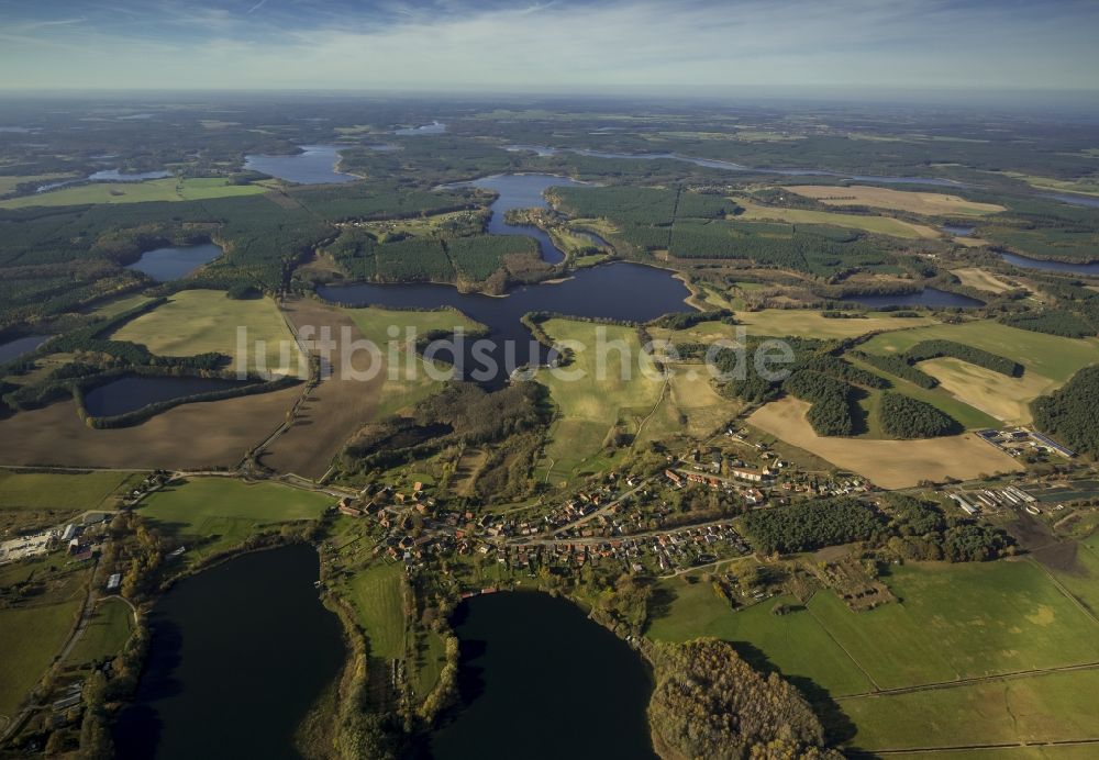 Luftbild Wustrow - Landschaft der Mecklenburger Seenplatte bei Wustrow im Bundesland Mecklenburg-Vorpommern