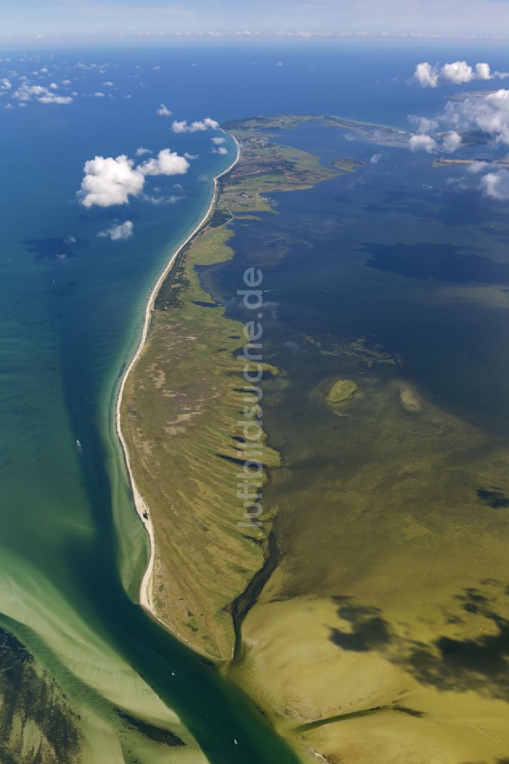 Luftbild Vitte - Landschaft des Naturschutzgebietes Gellen und Gänsewerder an der Ostseeküste auf der Insel Hiddensee bei Vitte im Bundesland Mecklenburg-Vorpommern