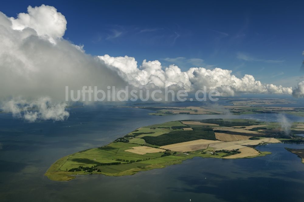 Luftaufnahme Ummanz - Landschaft der Ostsee- Küste vor Ummanz auf der Insel Rügen im Bundesland Mecklenburg-Vorpommern