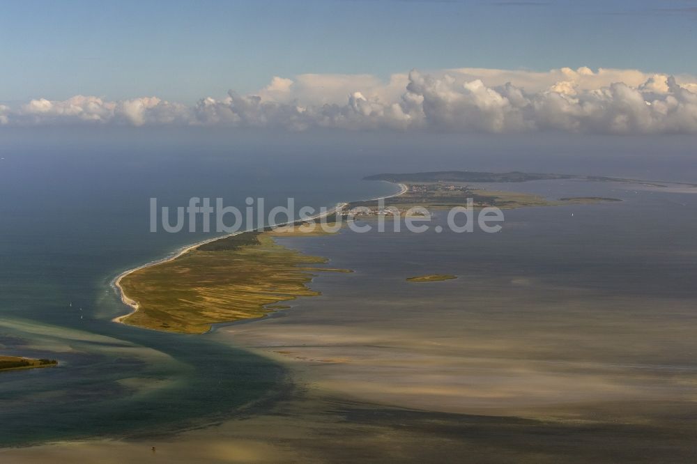 Ummanz aus der Vogelperspektive: Landschaft der Ostseeküste der Insel Hiddensee bei Ummanz im Bundesland Mecklenburg-Vorpommern