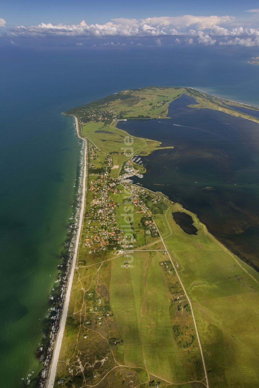 Vitte aus der Vogelperspektive: Landschaft der Ostseeküste auf der Insel Hiddensee bei Vitte im Bundesland Mecklenburg-Vorpommern