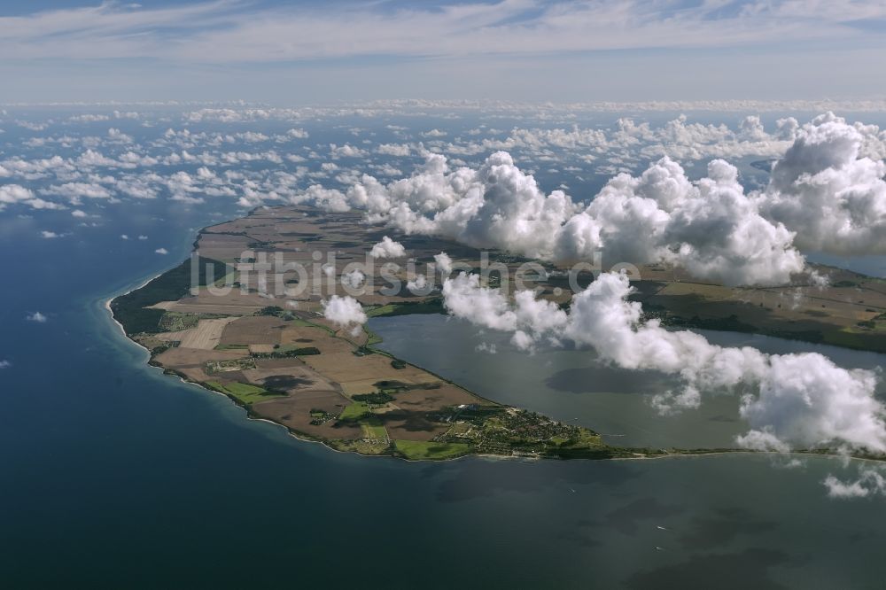 Luftbild Dranske - Landschaft der Ostseeküste zwischen Dranske und Wittow auf der Insel Rügen im Bundesland Mecklenburg-Vorpommern