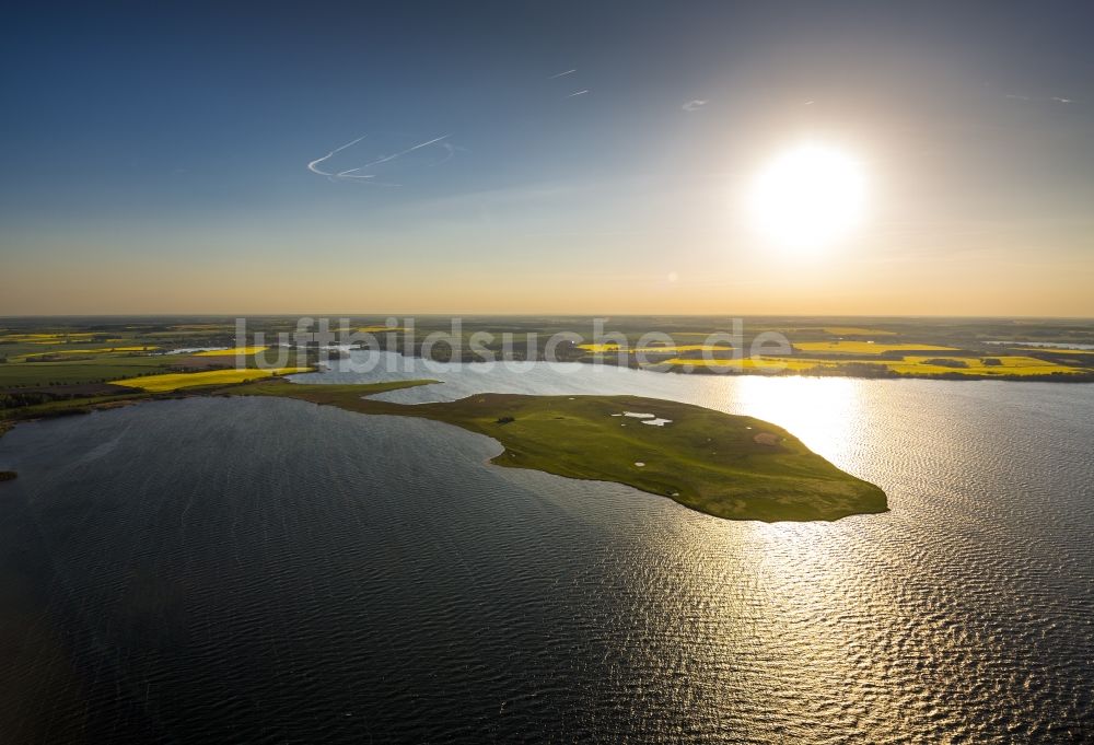 Ludorf von oben - Landschaft am See Müritz in Ludorf im Bundesland Mecklenburg-Vorpommern