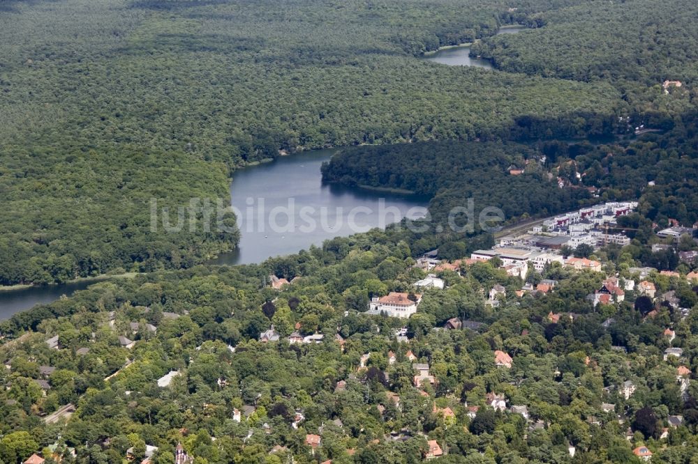 Berlin von oben - Landschaft der Seenkette am Schlachtensee Grunewald in Berlin