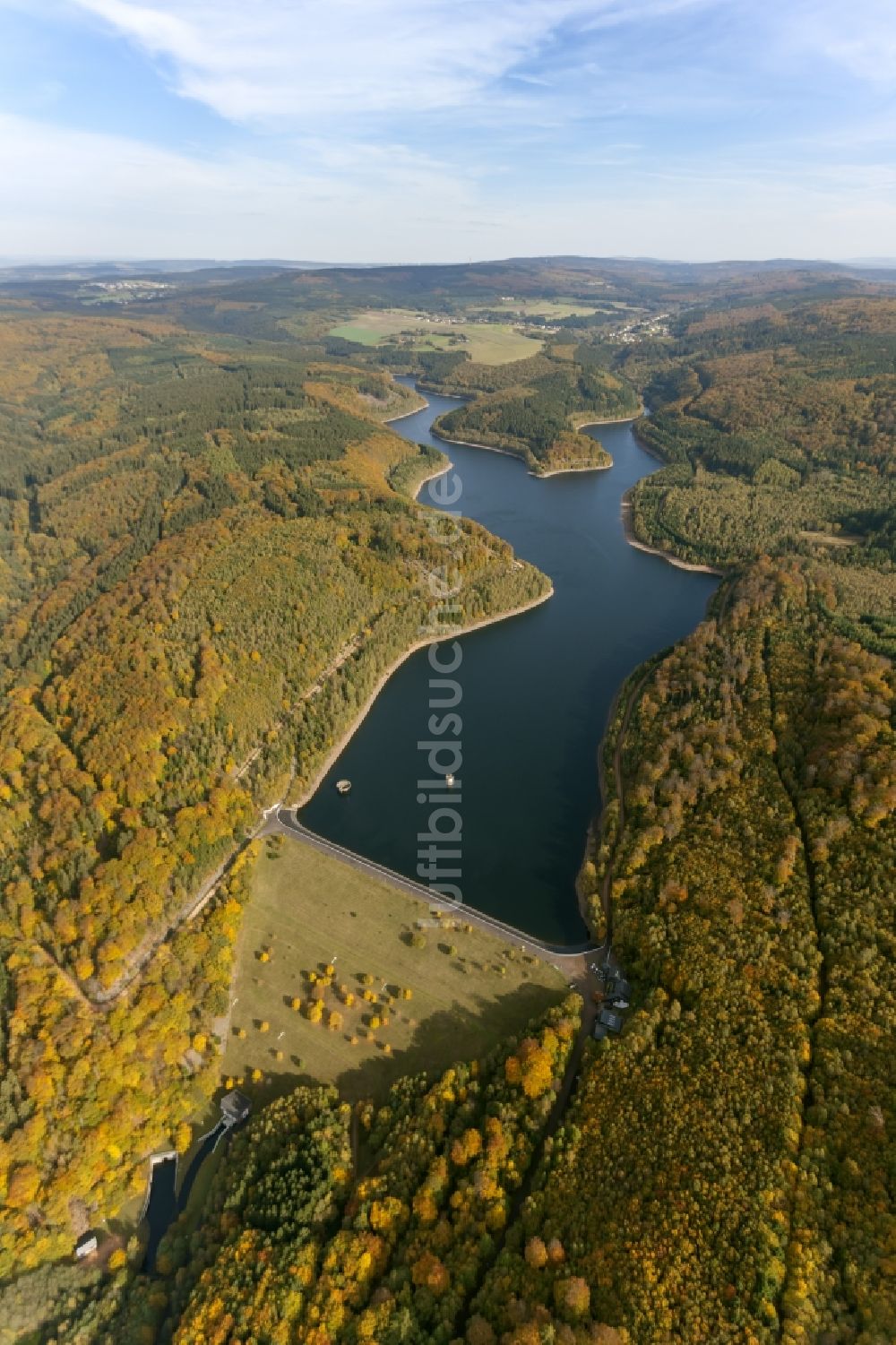 Luftaufnahme Nonnenweiler - Landschaft des Talsperre / Primstalsperre Nonnenweiler im Bundesland Sarland