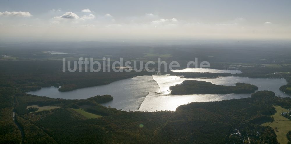 Haltern am See aus der Vogelperspektive: Landschaft des Wassersport Zentrum auf dem Halterner Stausee an der Talsperre Haltern im Bundesland Nordrhein-Westfalen