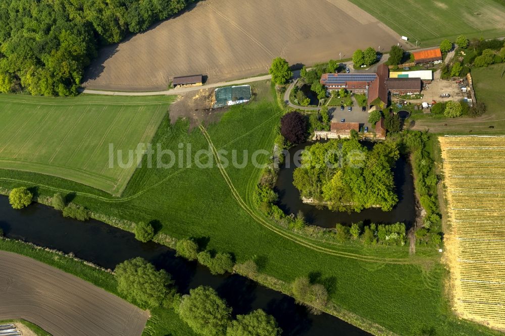 Luftaufnahme Olfen - Landschaft der Wiesen und Felder am Hotel-Restaurant Zur Rauschenburg bei Olfen im Bundesland Nordrhein-Westfalen NRW