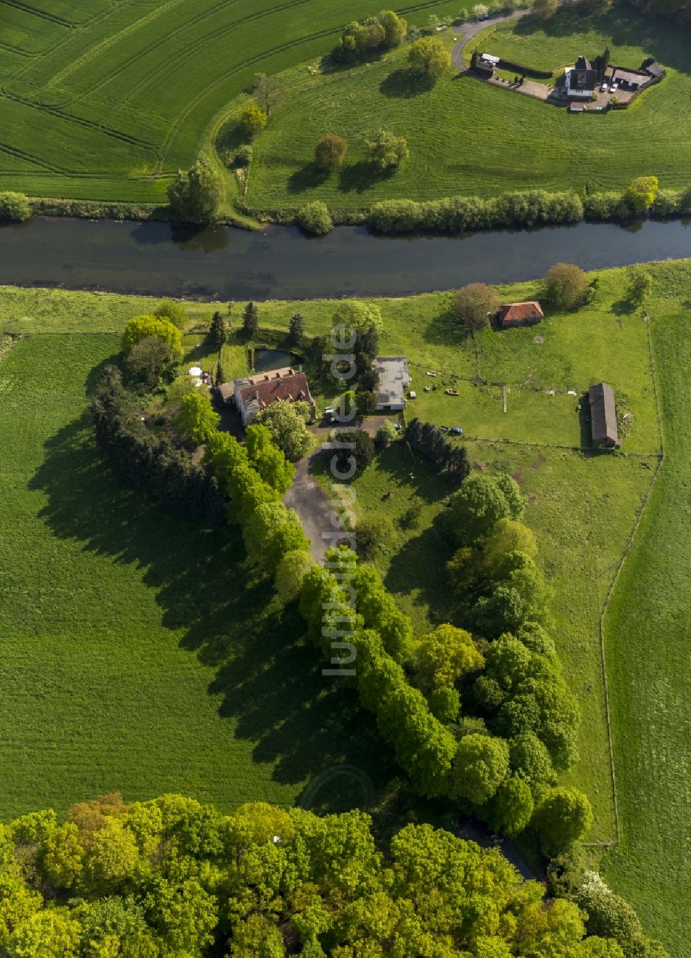 Olfen von oben - Landschaft der Wiesen und Felder am Hotel-Restaurant Zur Rauschenburg bei Olfen im Bundesland Nordrhein-Westfalen NRW