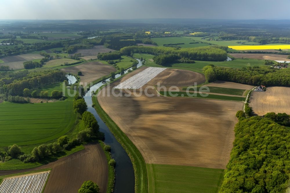 Olfen von oben - Landschaft der Wiesen und Felder an den Lippemäander, Lippeschleife der Lippeauen an der Lippe bei Olfen im Bundesland Nordrhein-Westfalen NRW