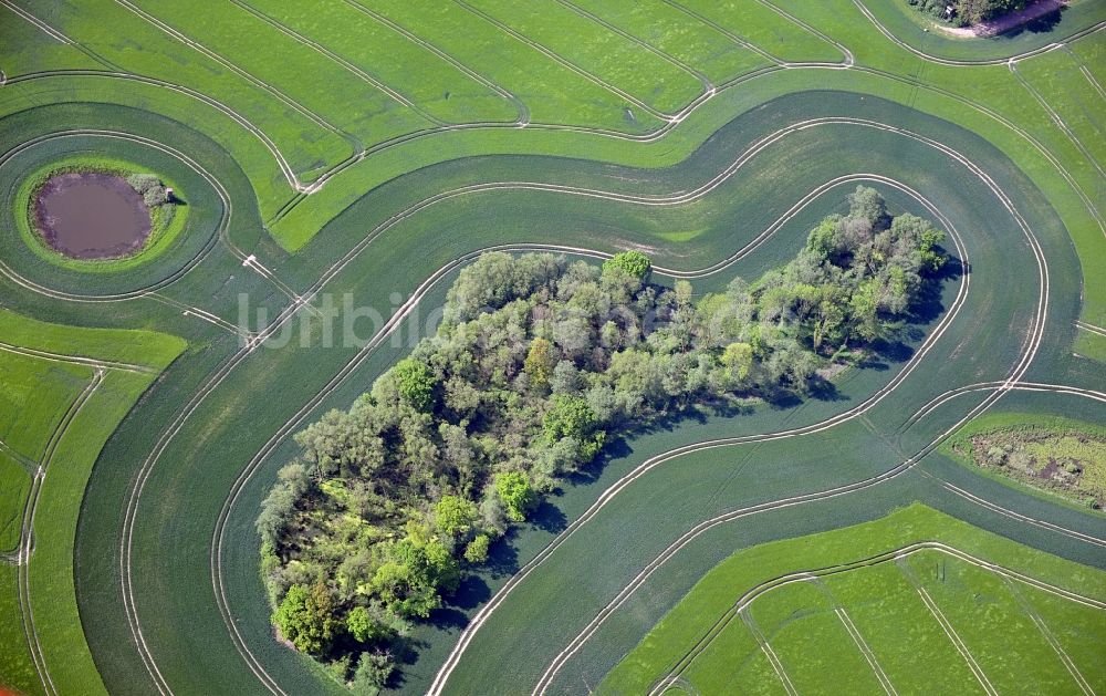 Luftaufnahme Werder - Landschaftskunst bei Werder in Mecklenburg-Vorpommern