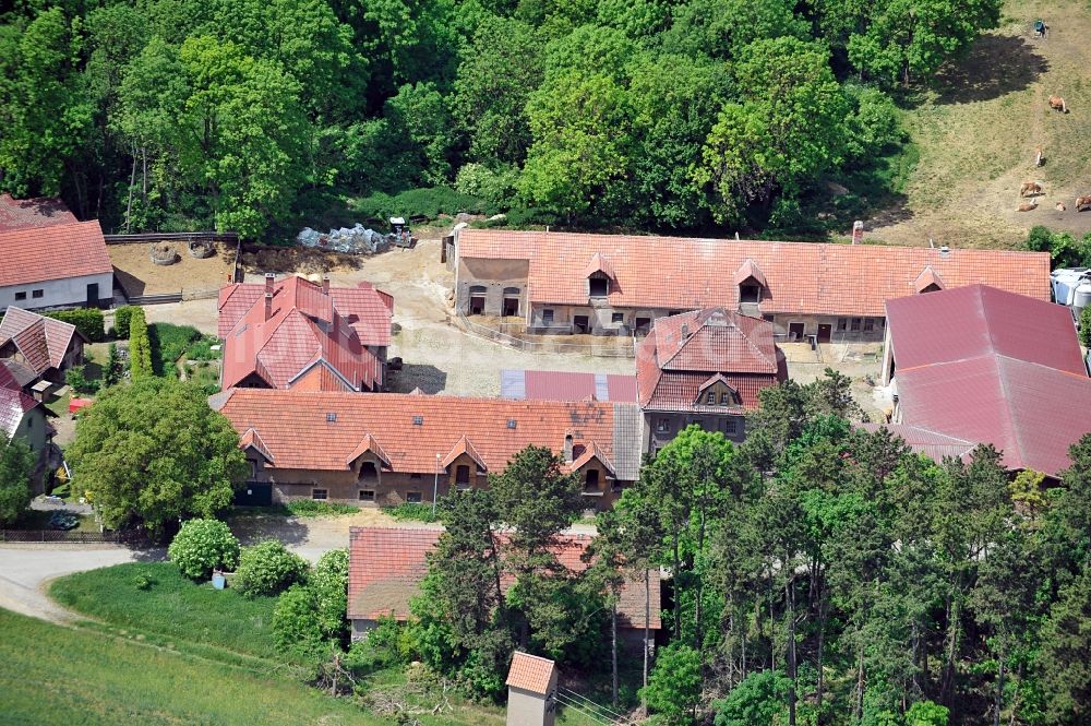 Katharinenberg aus der Vogelperspektive: Landwirtschaftsbetrieb bei Schierschwende in Thüringen