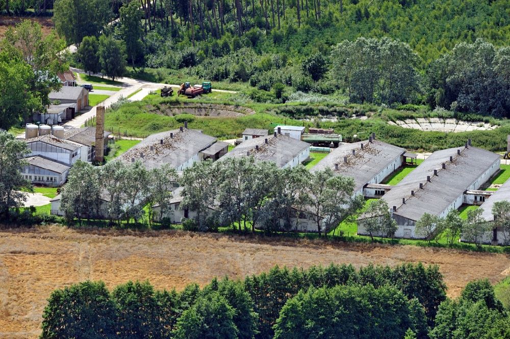 Walkendorf aus der Vogelperspektive: Landwirtschaftsbetrieb in Walkendorf in Mecklenburg-Vorpommern