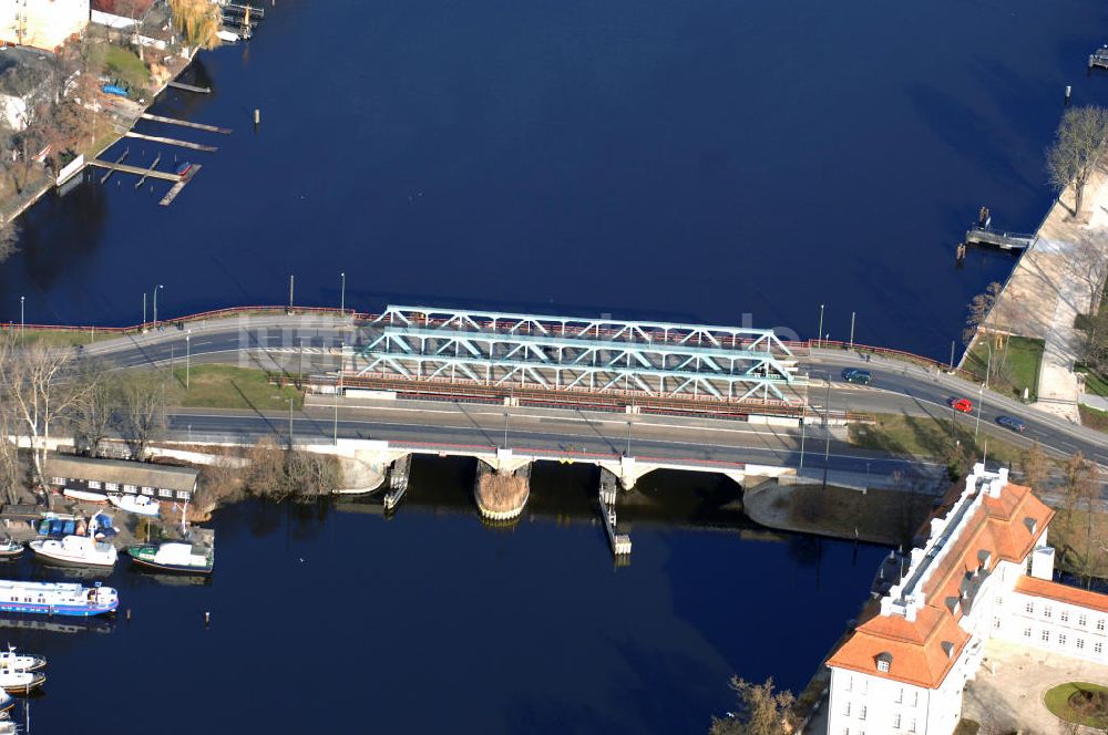 Berlin aus der Vogelperspektive: Lange Brücke über die Dahme in Berlin