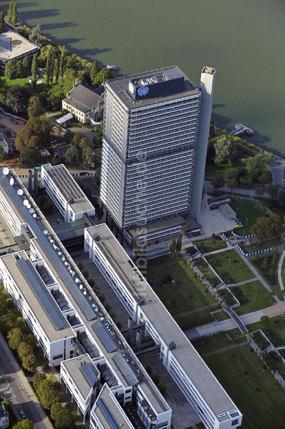 Luftbild Bonn - Langer Eugen auf dem UN-Campus Bonn