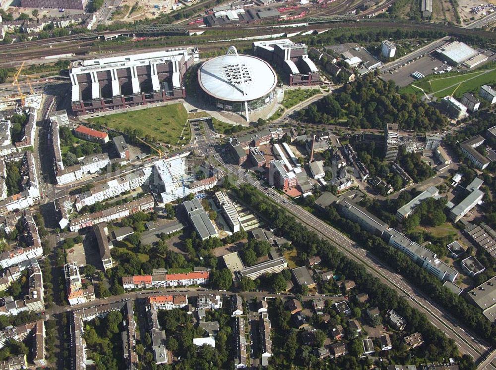 Köln aus der Vogelperspektive: Lanxess Arena in Köln