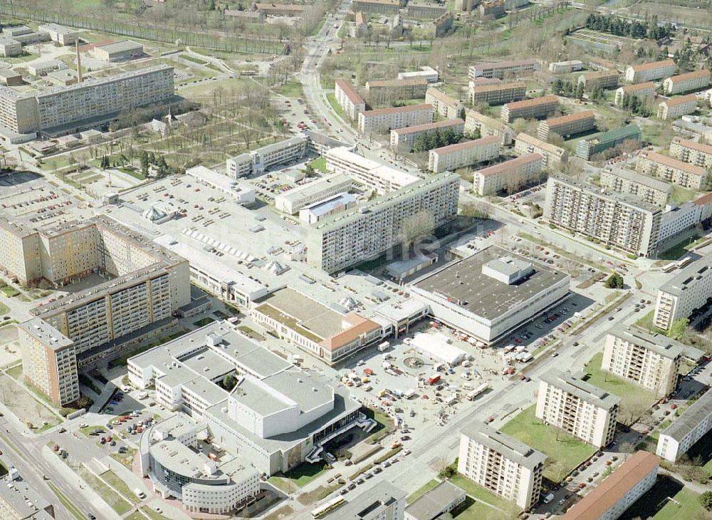 Hoyerswerda / Sachsen aus der Vogelperspektive: LAUSITZ-Center der ECE in Hoyerswerda / Sachsen.