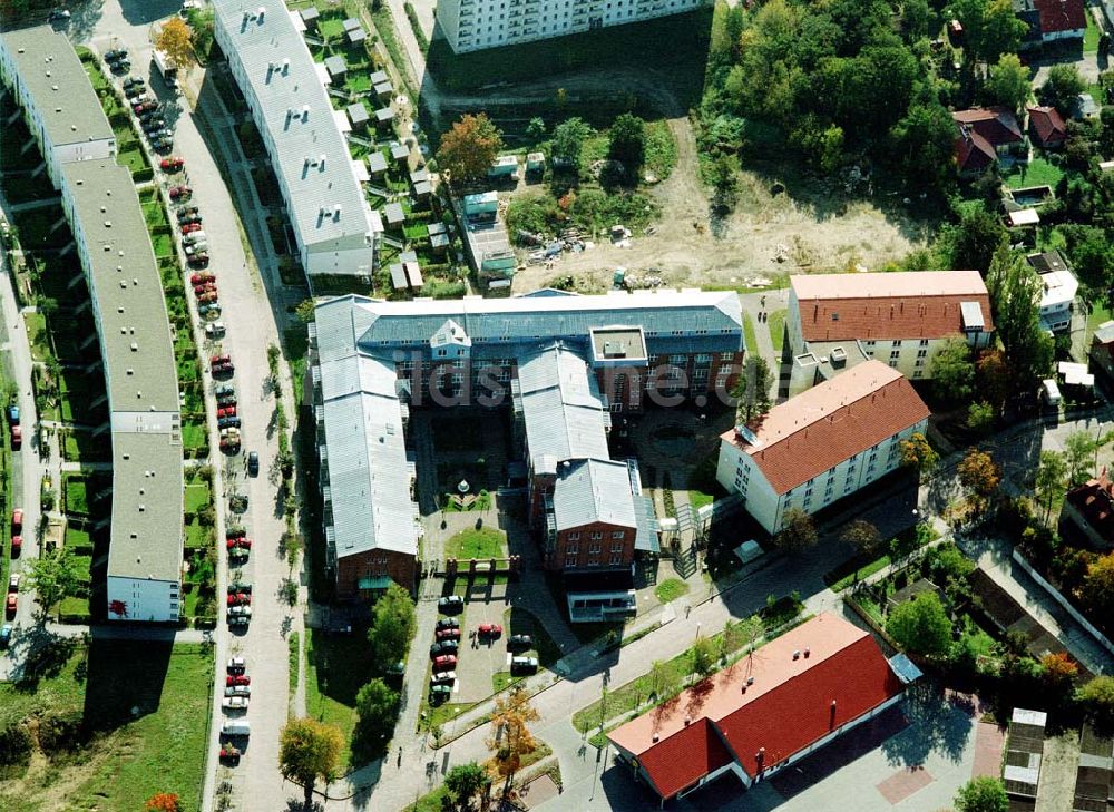 Teltow - Brandenburg von oben - Lavendel-Residenz - Seniorenzentrum Teltow an der Elbstraße 2 in 14513 Teltow/Brandenburg. (Tel.: 03328-3330).