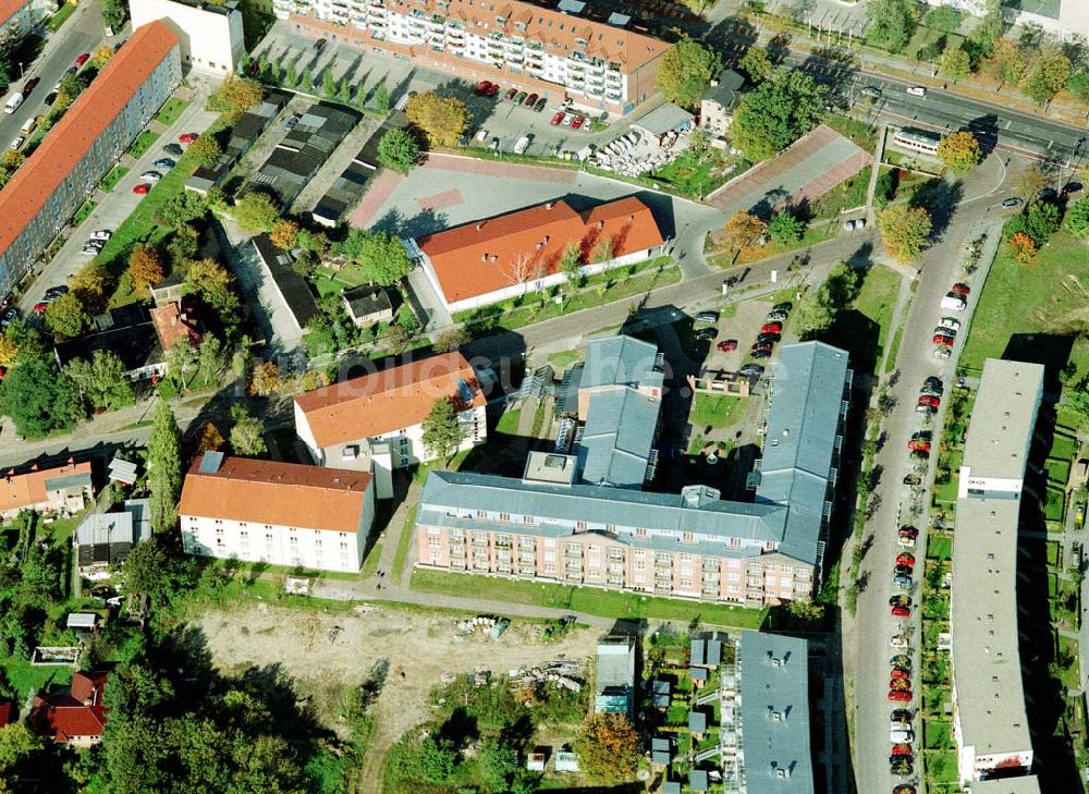 Teltow - Brandenburg von oben - Lavendel-Residenz - Seniorenzentrum Teltow an der Elbstraße 2 in 14513 Teltow/Brandenburg. (Tel.: 03328-3330).