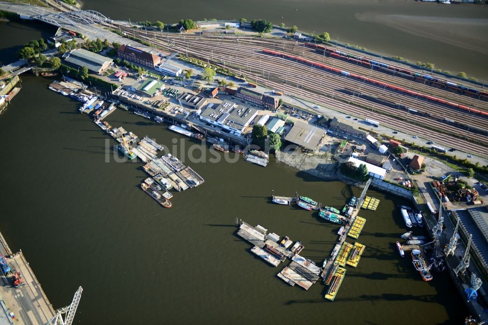 Hamburg aus der Vogelperspektive: Lübecker Ufer in Hamburg-Mitte / Kleiner Grasbrook