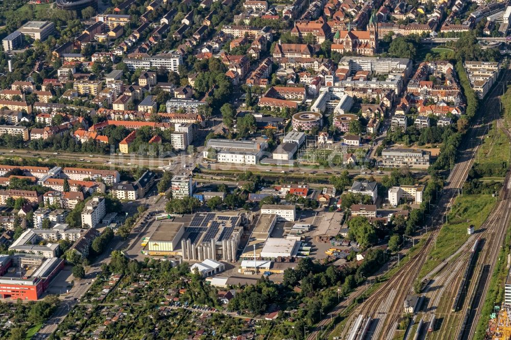 Freiburg im Breisgau von oben - Lebensmittel- Hersteller der Schwarzwaldmilch GmbH in Freiburg im Breisgau im Bundesland Baden-Württemberg, Deutschland