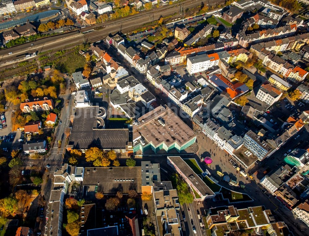 Herne von oben - Leerstehendes Einkaufszentrum Horten Kaufhaus am Robert-Brauner-Platz in Herne im Bundesland Nordrhein-Westfalen