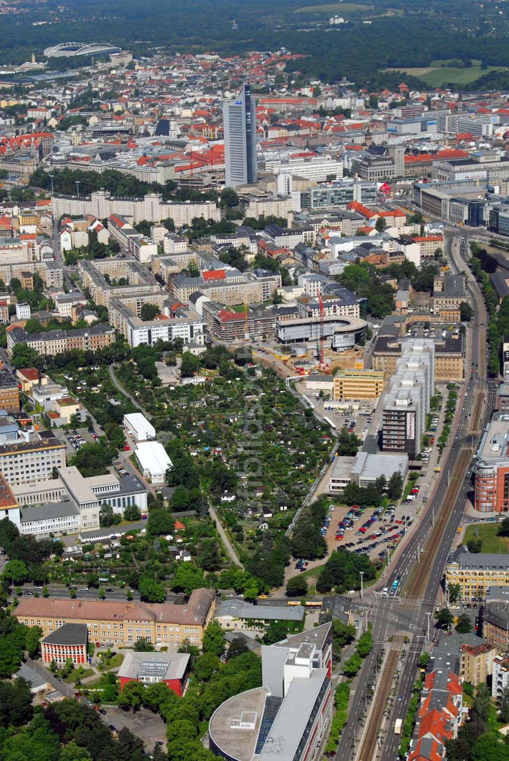 Leipzig aus der Vogelperspektive: Leipzig 13.06.2006 Blick auf das Wohnhaus der IKV GMBH an der Volkmarstraße in Leipzig.