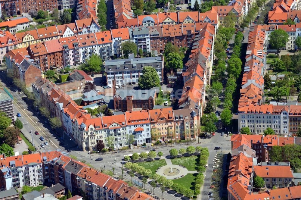 Erfurt von oben - Leipziger Platz in Erfurt im Bundesland Thüringen