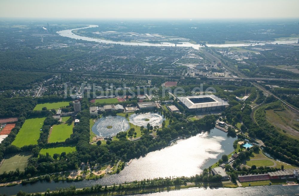 Duisburg aus der Vogelperspektive: Leistungssport- Zentrum der Regattastrecken - Rennbahn Bertasee Neuendorf-Süd in Duisburg im Bundesland Nordrhein-Westfalen