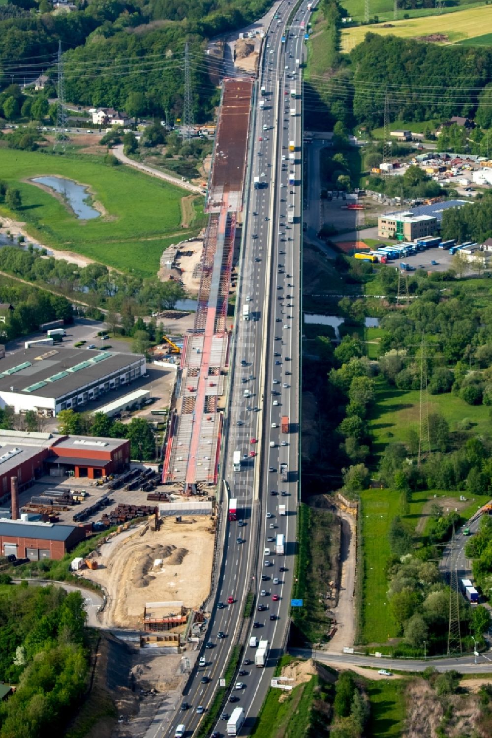 Hagen aus der Vogelperspektive: Lennetalbrücke der Autobahn BAB A45 in Hagen im Bundesland Nordrhein-Westfalen