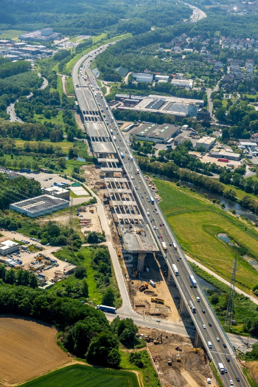 Luftaufnahme Hagen - Lennetalbrücke der Autobahn BAB A45 in Hagen im Bundesland Nordrhein-Westfalen