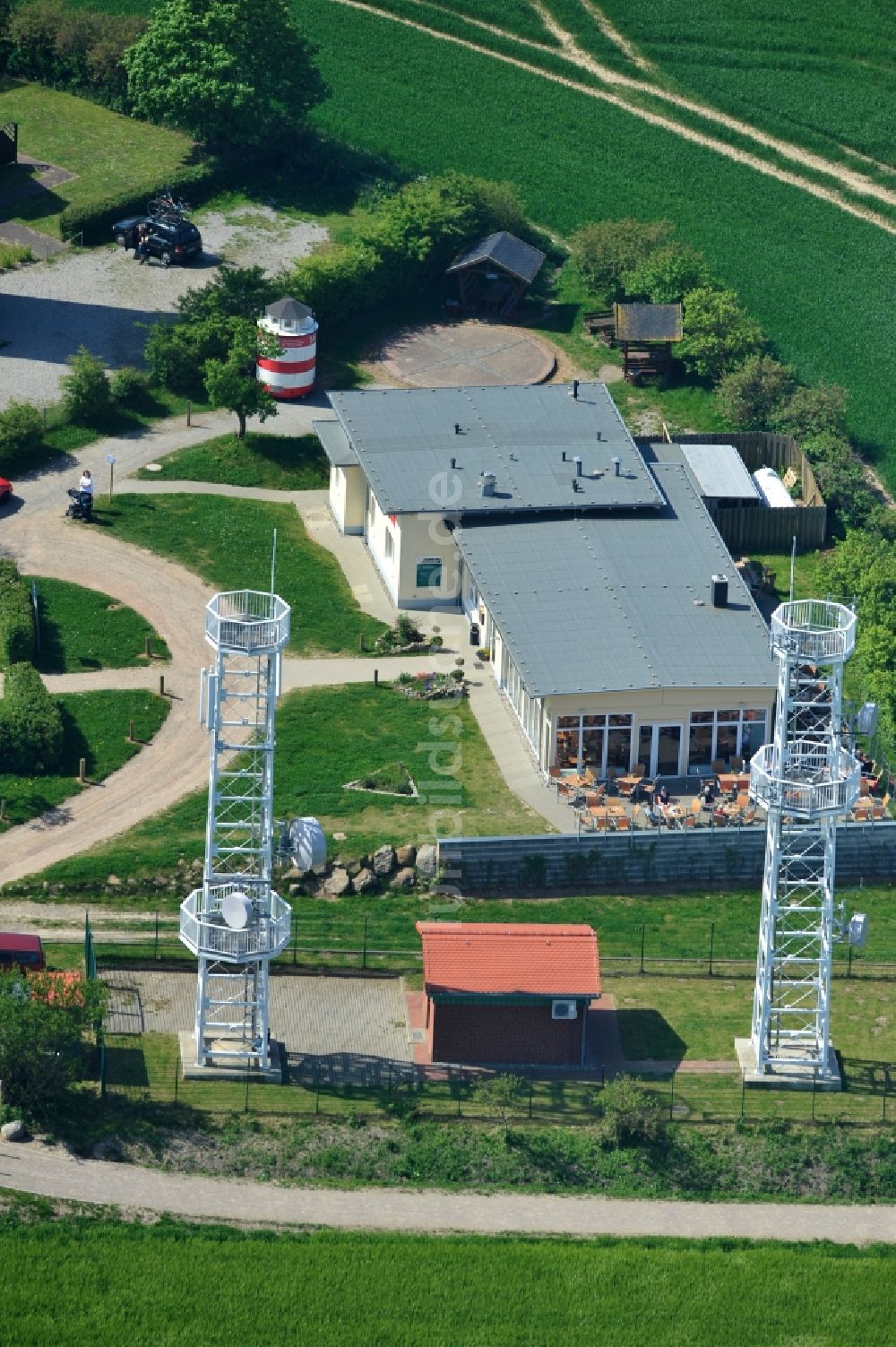 Bastorf aus der Vogelperspektive: Leuchtturm Bastorf in Mecklenburg-Vorpommern