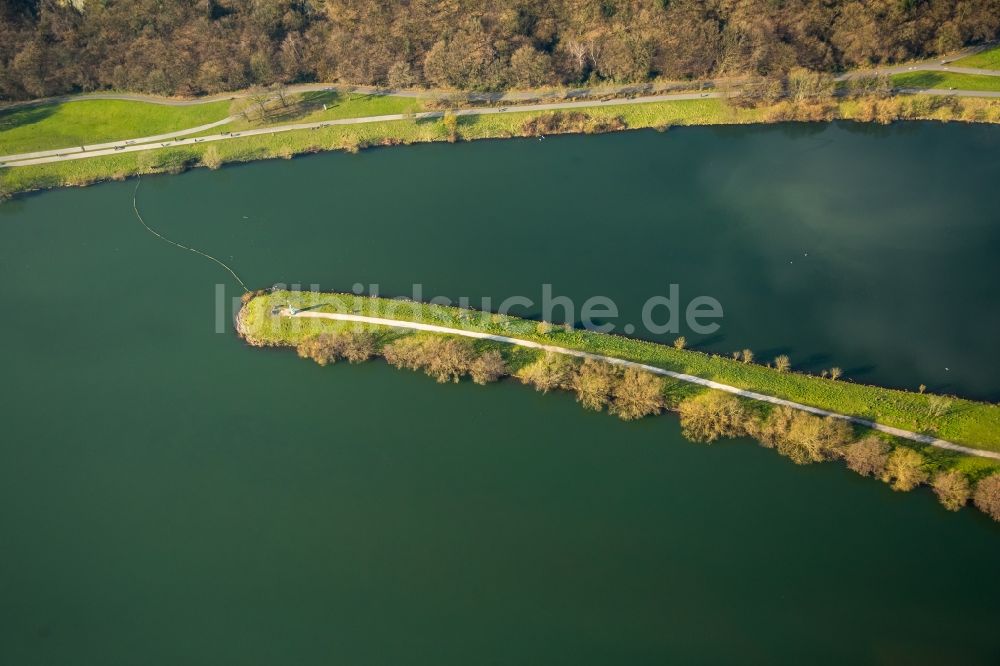 Bochum von oben - Leuchtturm im Uferbereich der Ruhr auf der Landzungen- Halbinsel am Oelbach in Bochum im Bundesland Nordrhein-Westfalen