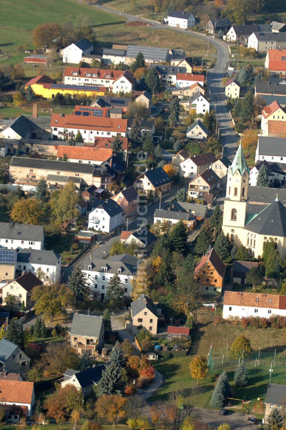 Luftbild Lichtenberg (Lausitz) - Lichtenberger Kirche in der Lausitz