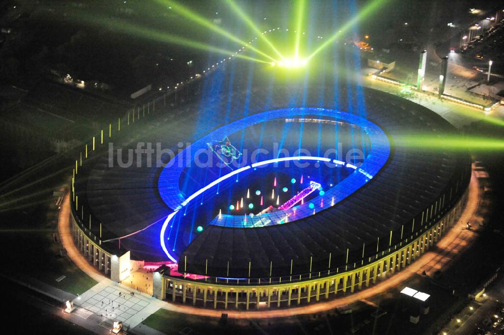 Berlin aus der Vogelperspektive: Lichtshow Night of Lights im Olympiastadion Berlin