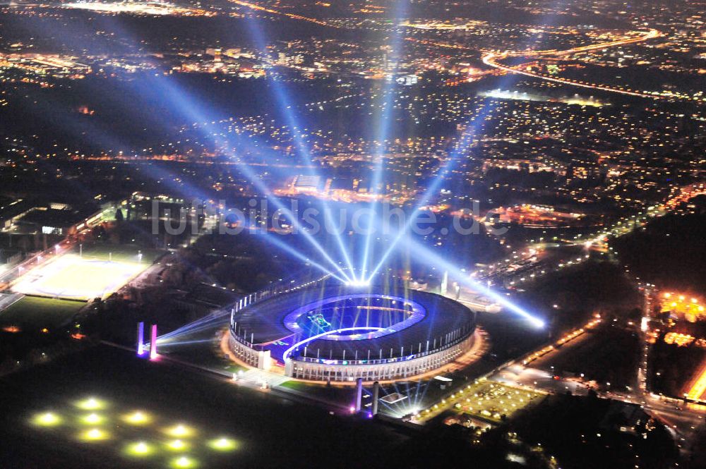 Luftaufnahme Berlin - Lichtshow Night of Lights im Olympiastadion Berlin