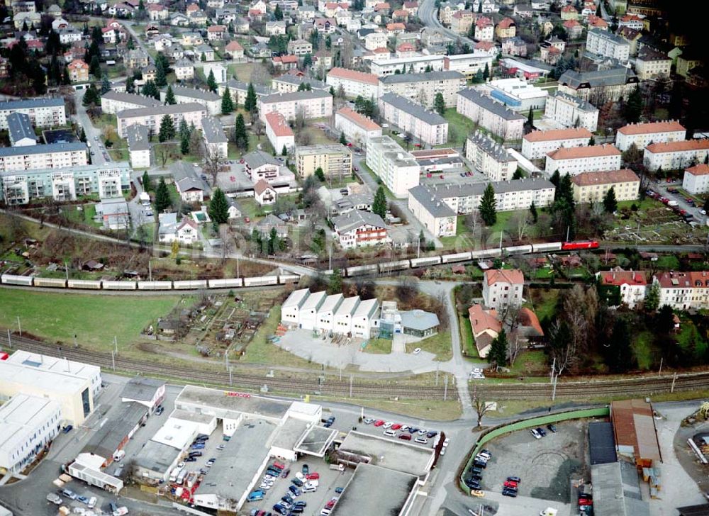 Österreich aus der Vogelperspektive: LIDL - Logistikzug auf der Strecke Lambach - Villach in Österreich.