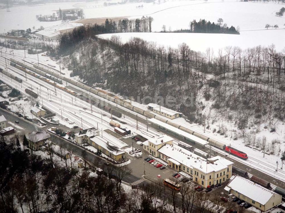 Österreich von oben - LIDL - Logistikzug auf der Strecke Lambach - Villach in Österreich.