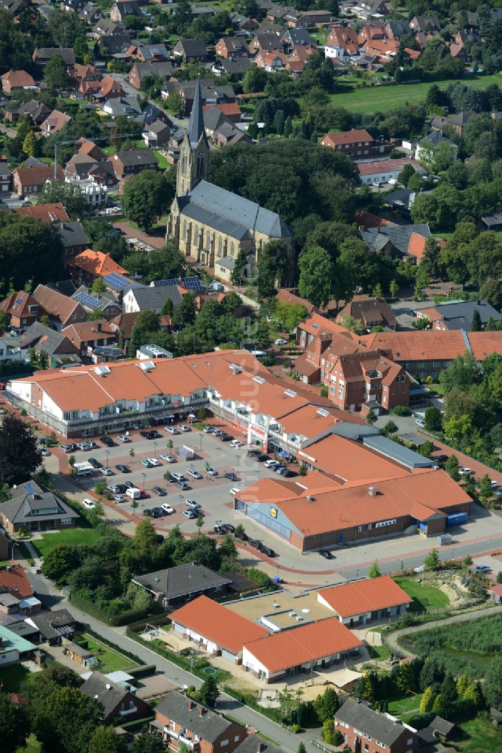 Luftbild Freren - Lidl- und Markant Filiale in Freren im Bundesland Niedersachsen