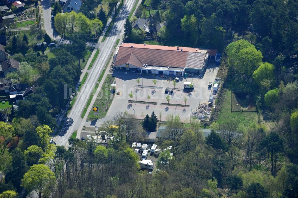 Luftbild Falkensee - LIDL Supermarkt an der Falkenhagener Straße in Falkensee im Bundesland Brandenburg