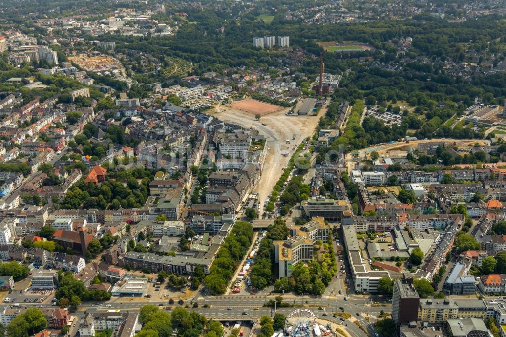 Luftaufnahme Essen - LKW- Abstellflächen und Parkplatz bei der Gregorstraße in Essen im Bundesland Nordrhein-Westfalen, Deutschland