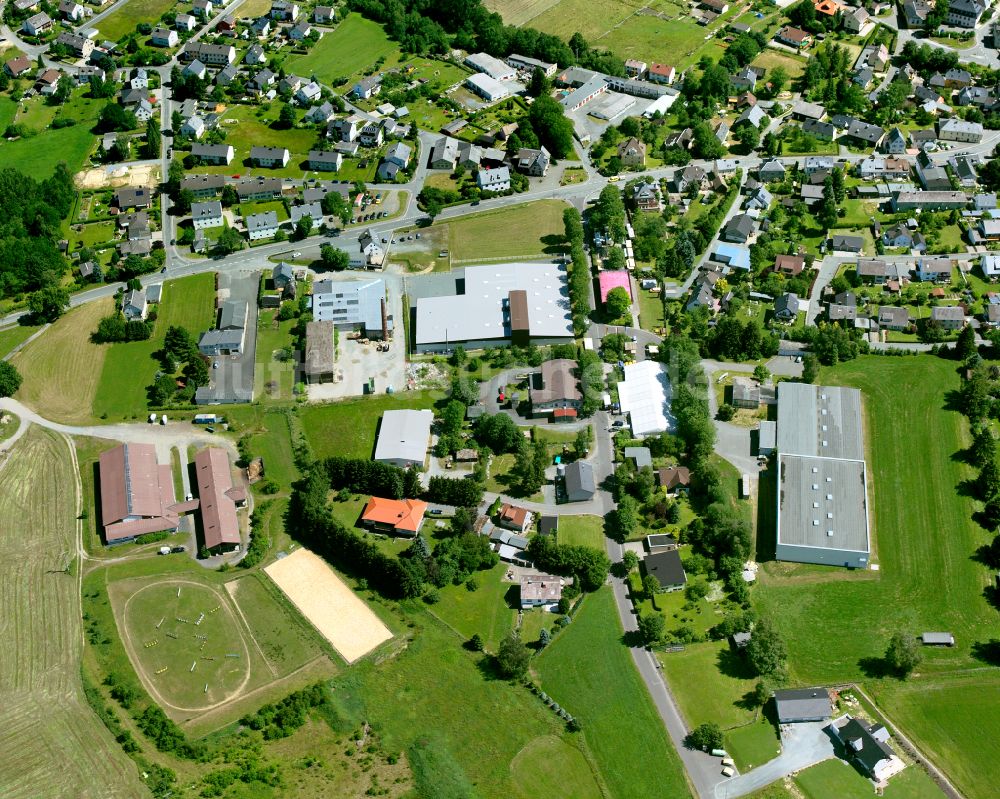 Sparneck aus der Vogelperspektive: Ländliches Industrie- und Gewerbegebiet in Sparneck im Bundesland Bayern, Deutschland