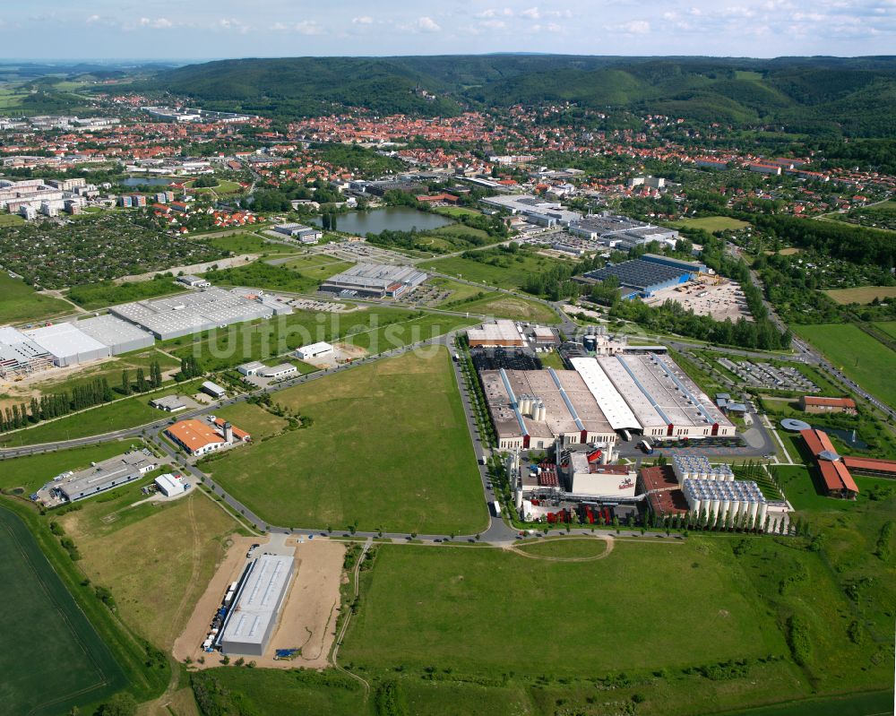 Luftbild Wernigerode - Ländliches Industrie- und Gewerbegebiet in Wernigerode im Bundesland Sachsen-Anhalt, Deutschland