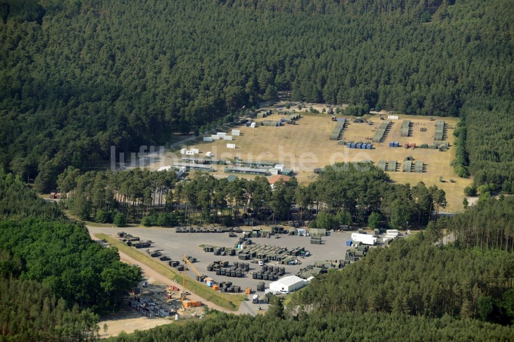 Kleinwudicke aus der Vogelperspektive: Logistikzentrum und Lager am Truppenübungsplatz der Bundeswehr in Kleinwudicke im Bundesland Brandenburg