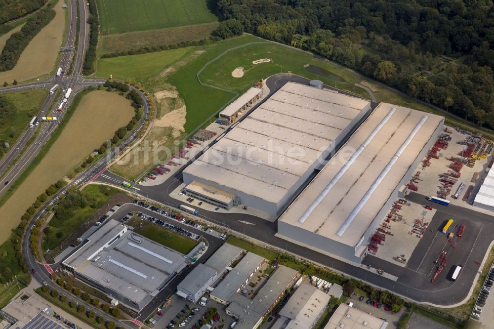 Krefeld aus der Vogelperspektive: Logistikzentrum der Siemens Real Estate an der Duisburger Straße in Krefeld im Bundesland Nordrhein-Westfalen